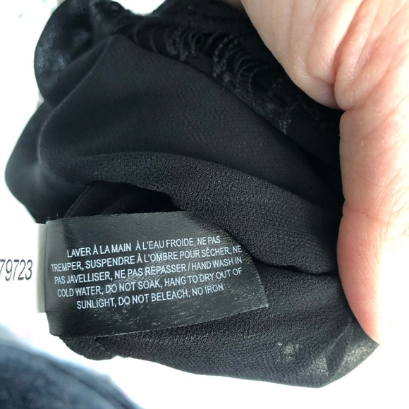 Icone (Simons) cropped lace blouse - Picture 6 of 6